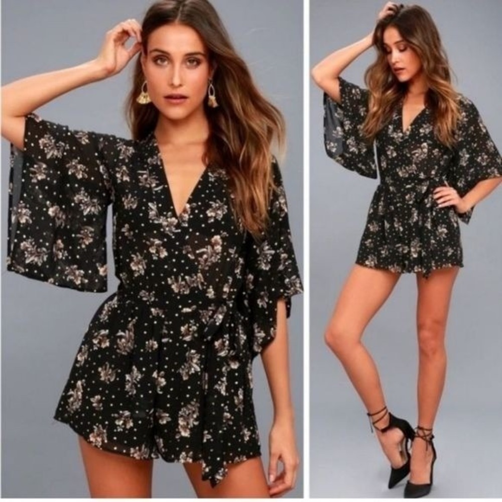 Lulus XS Midnight Voyage Golden Dot Floral Black Print Romper Belt
